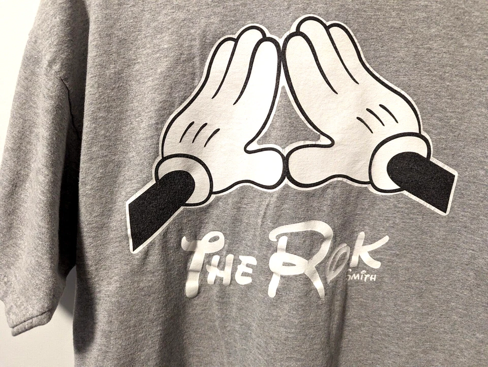 Rocksmith The Rok Mickey Hands Men's XL Grey T-Shirt Made In USA Rare Shirt - Image 2 of 4