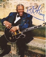 B.B. King photo w/reproduction signature archival quality,  003