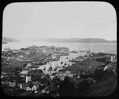 ATEMBERAUBENDES ANTIKES magisches Laternendia BERGEN AUS FLOIFJELD UM 1890 FOTO NORWEGEN