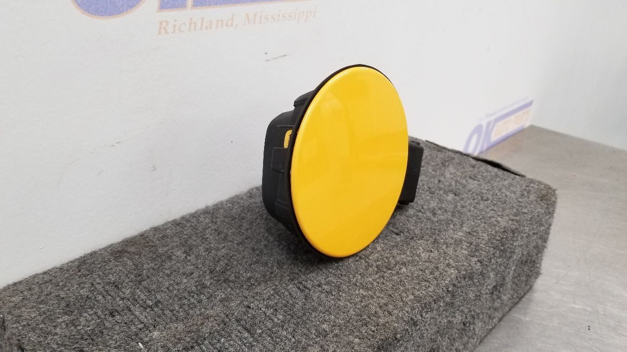 2004 LAMBORGHINI GALLARDO FUEL FILLER DOOR GAS LID YELLOW