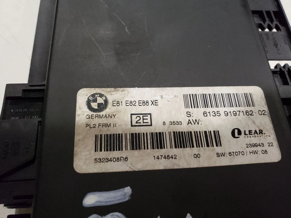 Módulo de recursos de espacio para pies FRM - BMW 128i E82 2009 automático - OEM 9197162 Foto 2 de 4