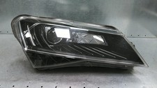 Feu avant (phare) Skoda SUPERB