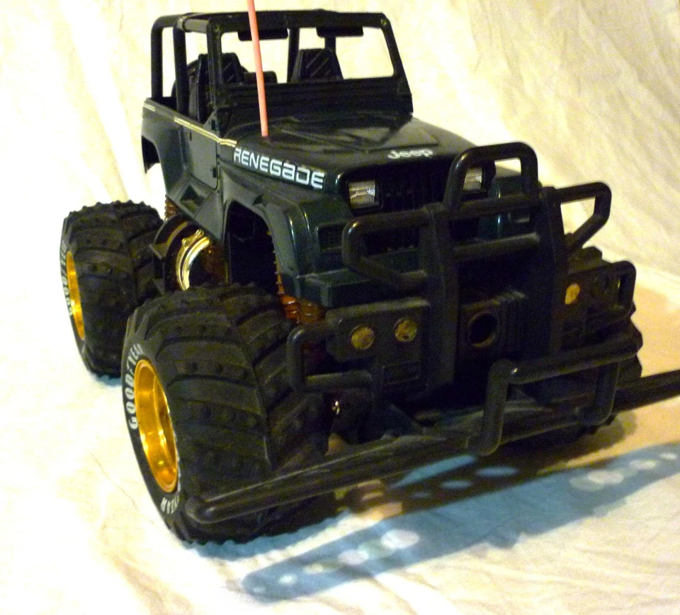 Dickie, RC-JEEP "Renegade" 4WD - Bild 3 von 4