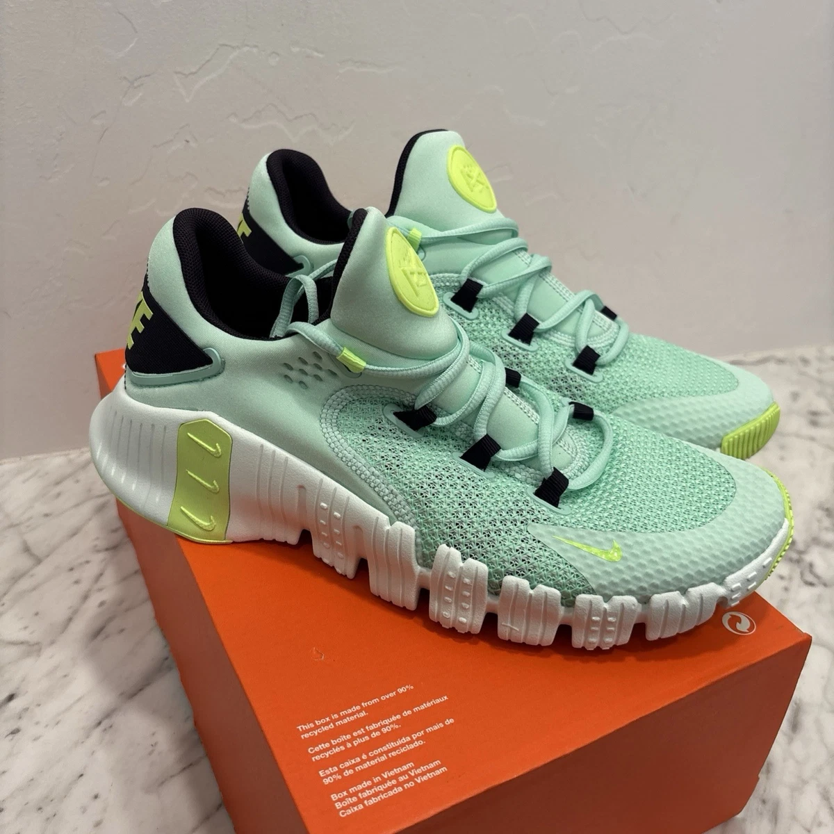 Nike Free Metcon 4 Mint Foam for Sale | Authenticity  display picture 1