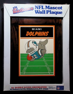 Miami Dolphins Vintage NFL Huddles Mascot Wall Plaque 7.5x9 112724DMT