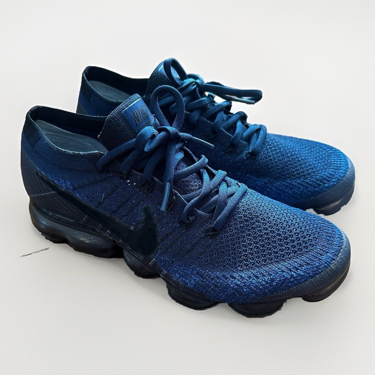 vapormax navy blue footlocker