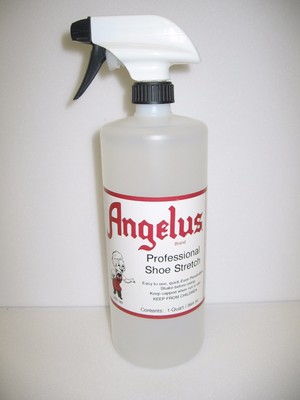 shoe stretcher spray for man made material