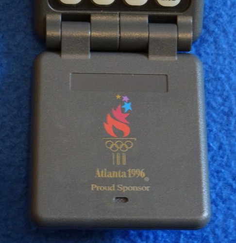 1995 MOTOROLA Micro TAC DPC550 Cellular Personal (Flip) Cell Phone Original Box - Picture 4 of 8
