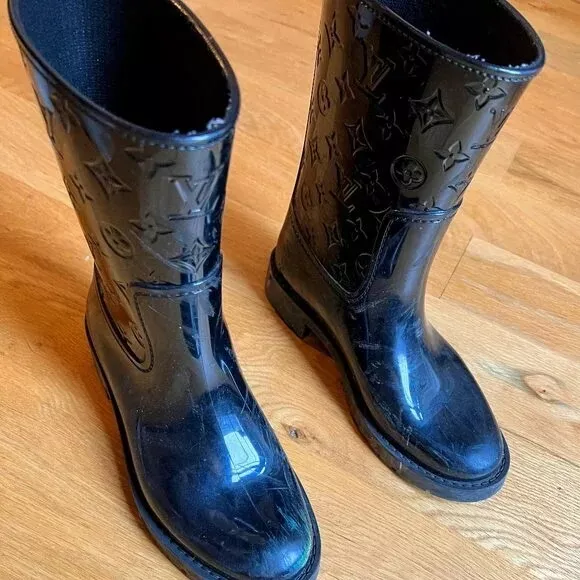 Louis Vuitton Drops Flat Half Boot size 6