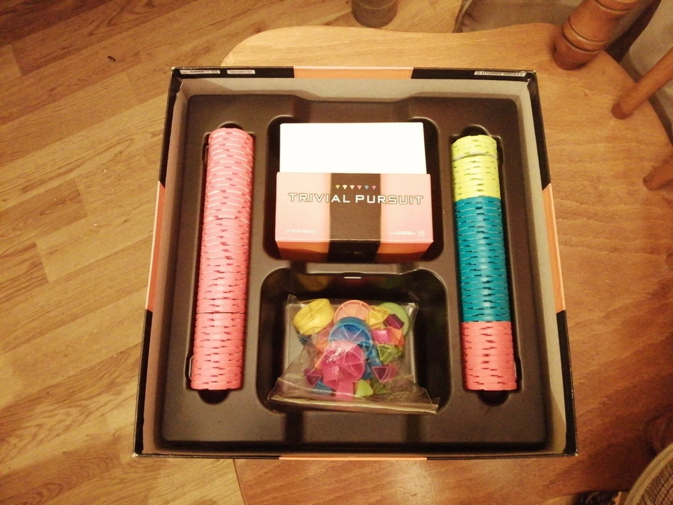 TRIVIAL PURSUIT - Bet You Know It COMPLETE HASBRO 2009 LOVELY CONDITION - Image 4 of 4