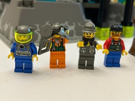 LEGO Rock Raiders: The Rock Raiders HQ (4990) Excellent Condition, 100% COMPLETE