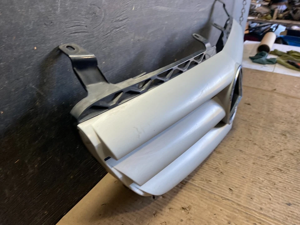 2006-2008 Mercedes W251 R-Class R350 R500 Front Upper Grill Grille OEM S9565 DG - Image 3 of 4