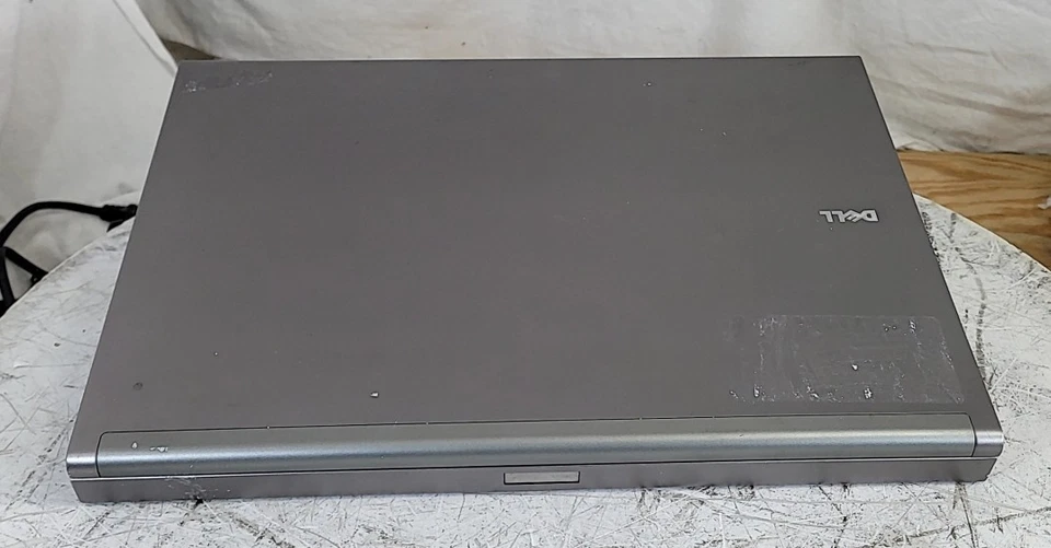 Laptop Dell Precision M6500 Core I7 Q 740 4GB 256GB VER NOTAS Foto 3 de 4