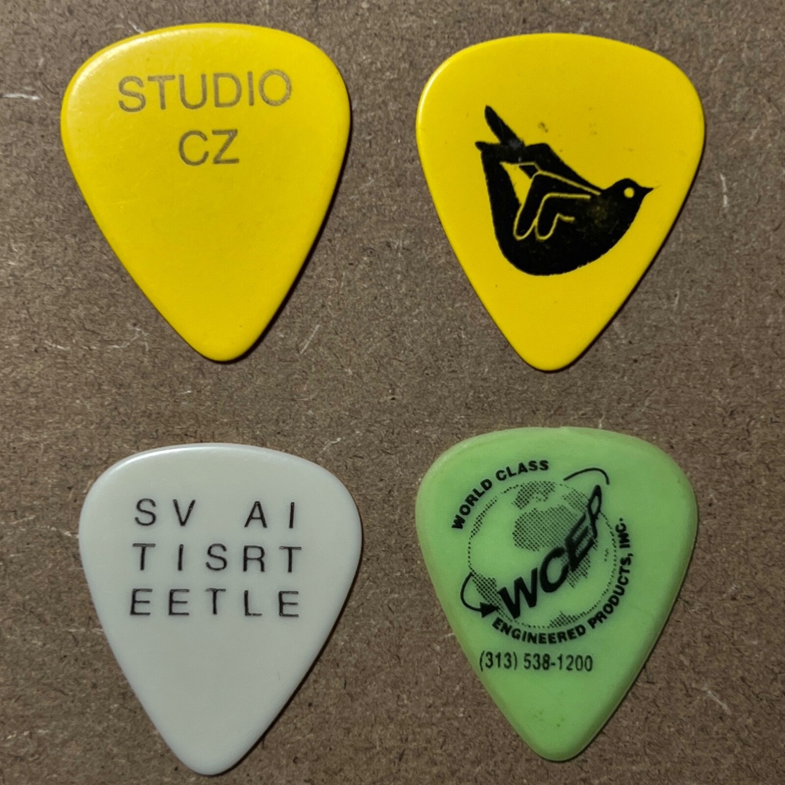 Assorted Lot of 5 Vintage Guitar Picks eBay