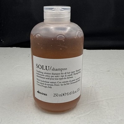 Davines SOLU Clarifying Shampoo Buckwheat Extract 8.45 fl. oz. 250ml