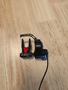 Mathews Ultrarest Integrate MX QAD- Black - Bow Rest- Right Handed Integrated