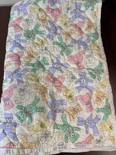 VINTAGE Reversible Quilt cranston VIP pastel teddy bears NOVELTY nursery