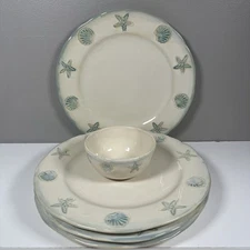 Home Studio Set Of 5 SHORELINE COLLECTION 4 Dinner Plates And 1 Bowl