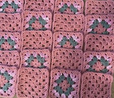 Lot Of 20  5&rdquo; Assorted Color HandCrochet GRANNY  SQUARES BLOCK Variety And Rose