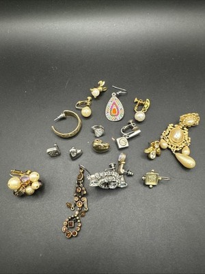Lot Of Vintage Individual Earrings - Some Marked Napier Avon - Crafts