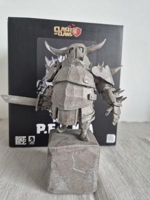 Clash of Clans P.E.K.K.A. Statue Offizielles Supercell Merch OVP, Kleiner Makel