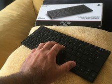 SONY WIRELESS KEYBOARD BLUETOOTH ( MODEL CECH-ZKB1ES) COMPACT AND STYLE DESIGN