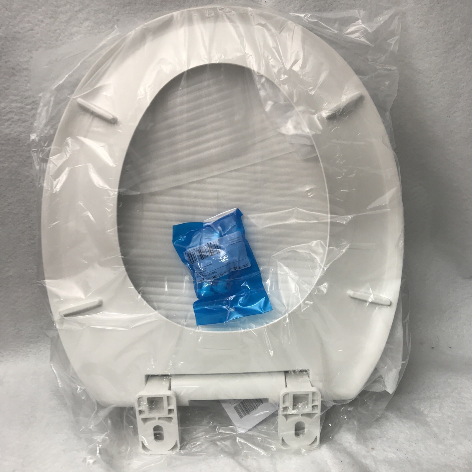 American Standard 5503B00BS.020 Round Seat Slow Close White Plastic