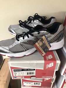 red new balance running shoes