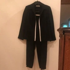 🖤✨ Vintage Tahari Arthur S. Levine Women’s Petite Black Blazer & Tank Top Set