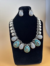 Chunky Retro 80s/90s Style with peacock Cabochons Crystals & Earrings Set
