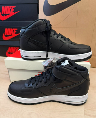 Nike Stussy x Air Force 1 \'07 Mid SP Black Snakeskin Leather DJ7840-001 Size 8.5 Stussy X Air Force 1 Mid  main image 2