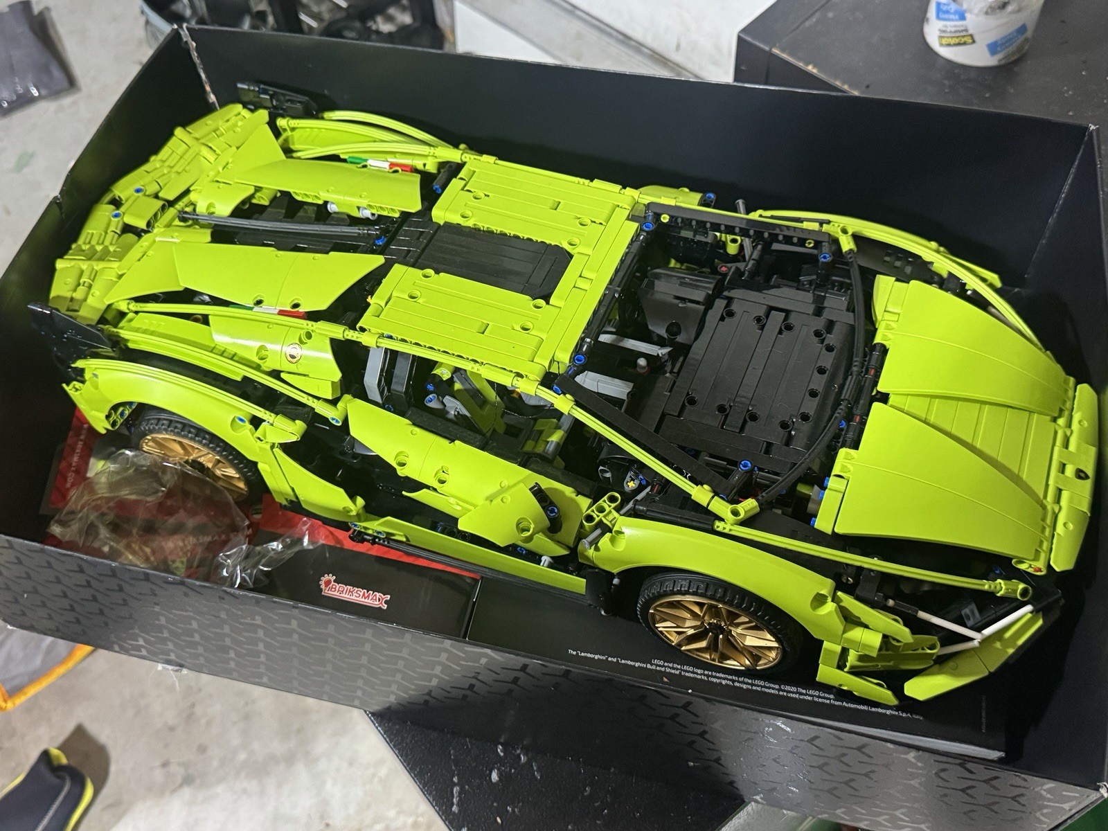 LEGO Technic Lamborghini Sián FKP 37 42115 Complete Powered FunctionsLED Light