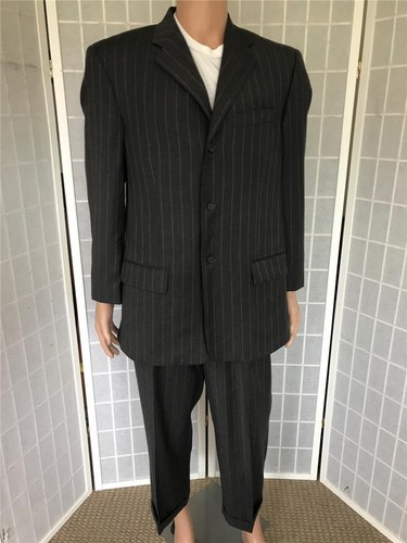 Men's Unlisted Kenneth Cole 41R Steel Gray Pin Stripe 100% Wool Pant Suit