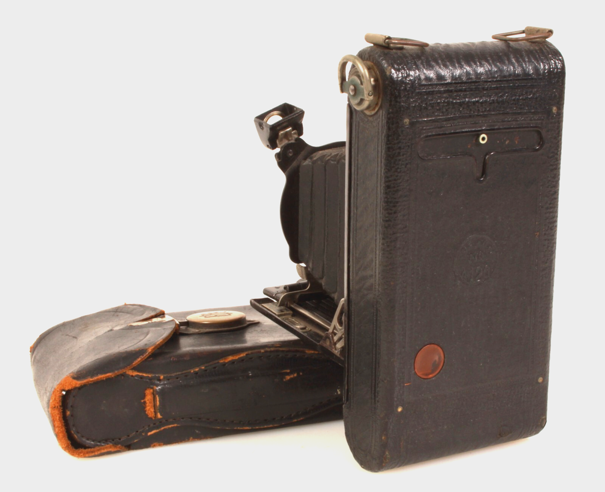 19世紀アンティーク★kodak初のセルフケース式フォールディングカメラ4×5★ Vintage Kodak Antique Folding Camera in Original Leather