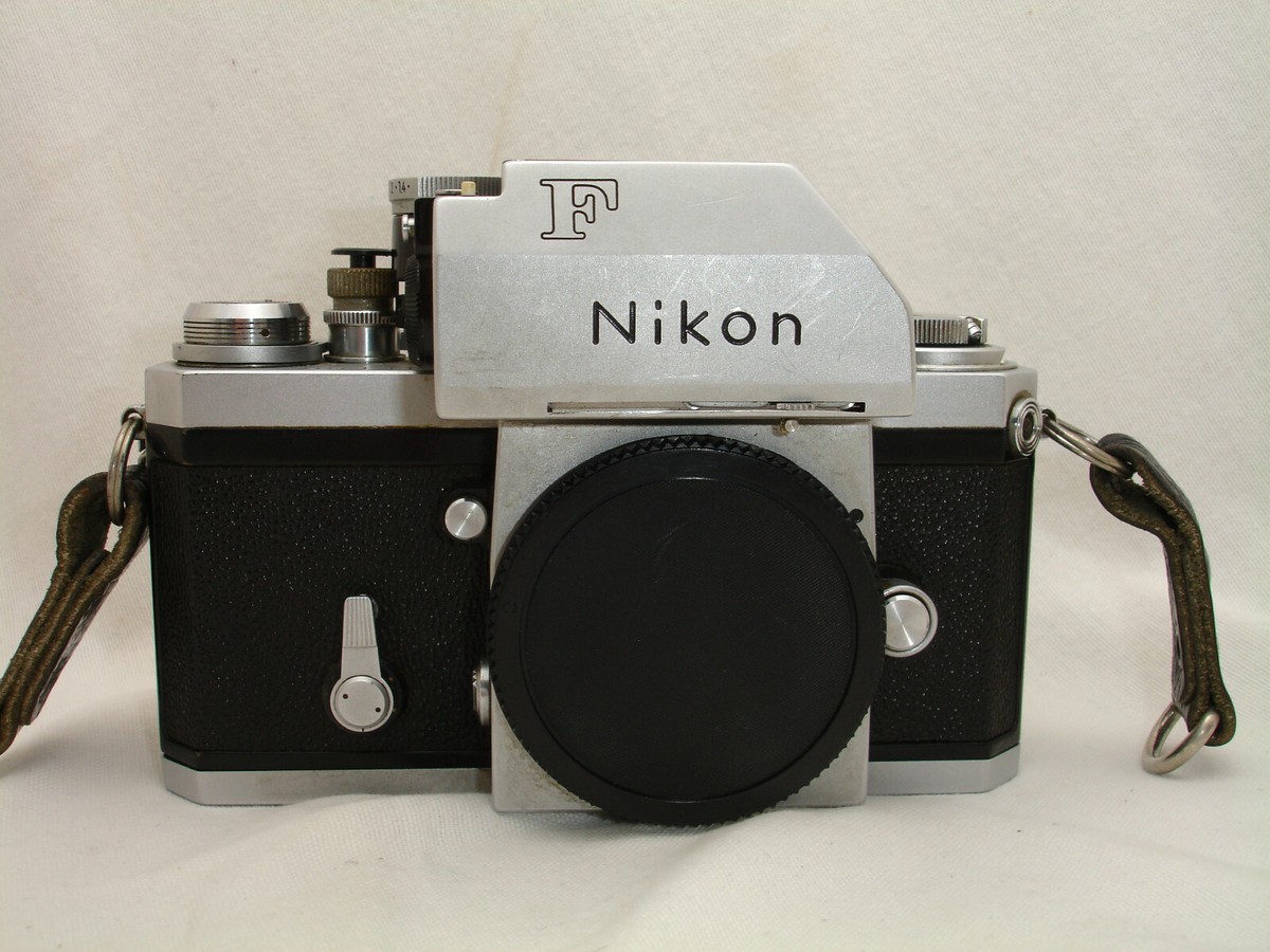 Nikon F Camera, Chrome Photomic FTN finder 35mm Film analog SLR