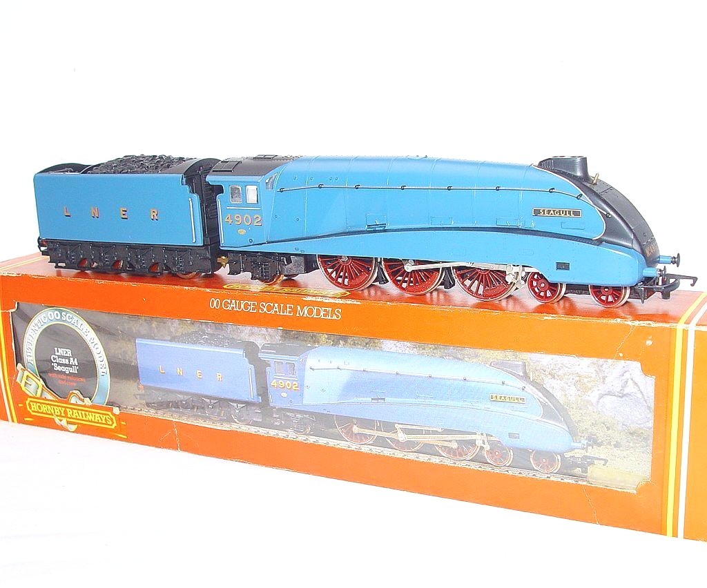 Hornby LNER A4 Mallard DCC Lights Sound - YouTube HO LNERマラード