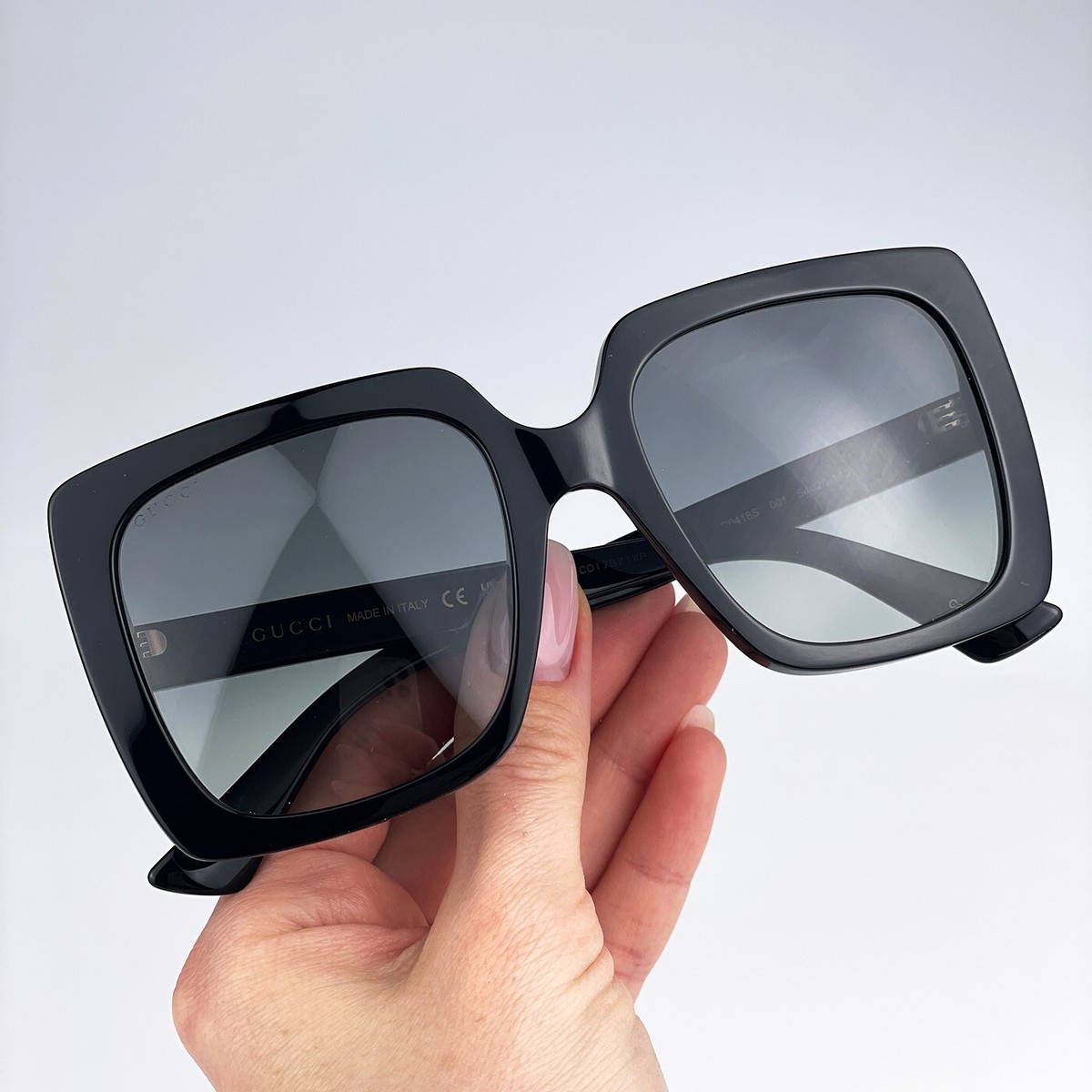 Gucci Women AUTHENTIC Sunglasses Black Grey Square GG0418S 001