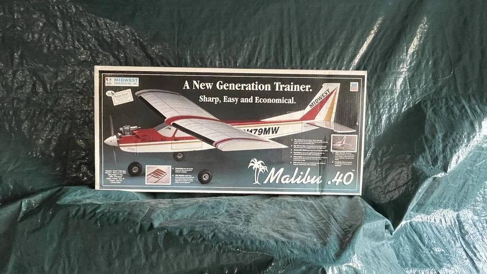 MALIBU .40 Vintage Generation Trainer Airplane ✈️ Kit By MIDWEST PRODUCTS! - Image 2 of 4