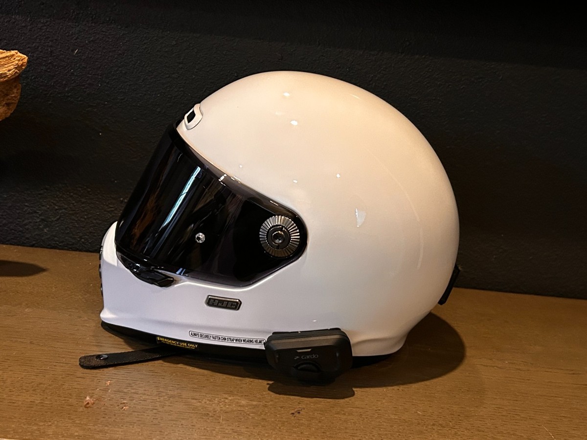 auto racing helmet for motorcycle Bell XR7 PRO - Snell SA2025, Snell SA2025 | Matte Black Motorcycle Helmets for sale Helmet Size:SML (56-57) The Modern Man purpose helmet with a