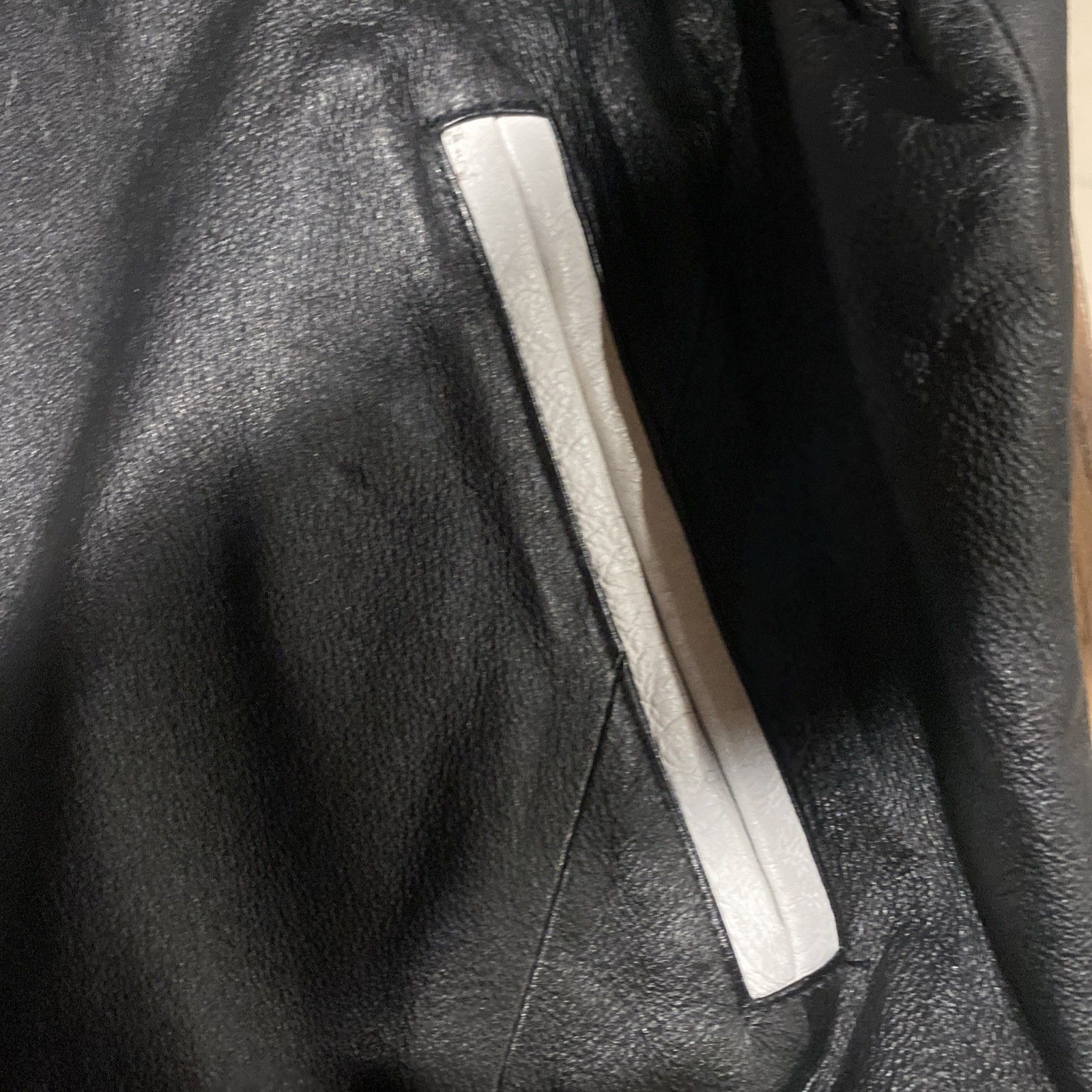 Vintage Large Classic Looney Tunes Collection 1996 Genuine Leather Jacket image 7