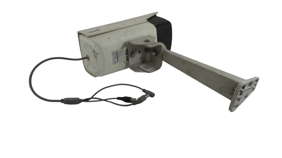 LTS LPR100 1.3MP 6-22MM HD NTSC MOTORIZED LENS 131FT BULLET CAMERA - Image 2 of 3