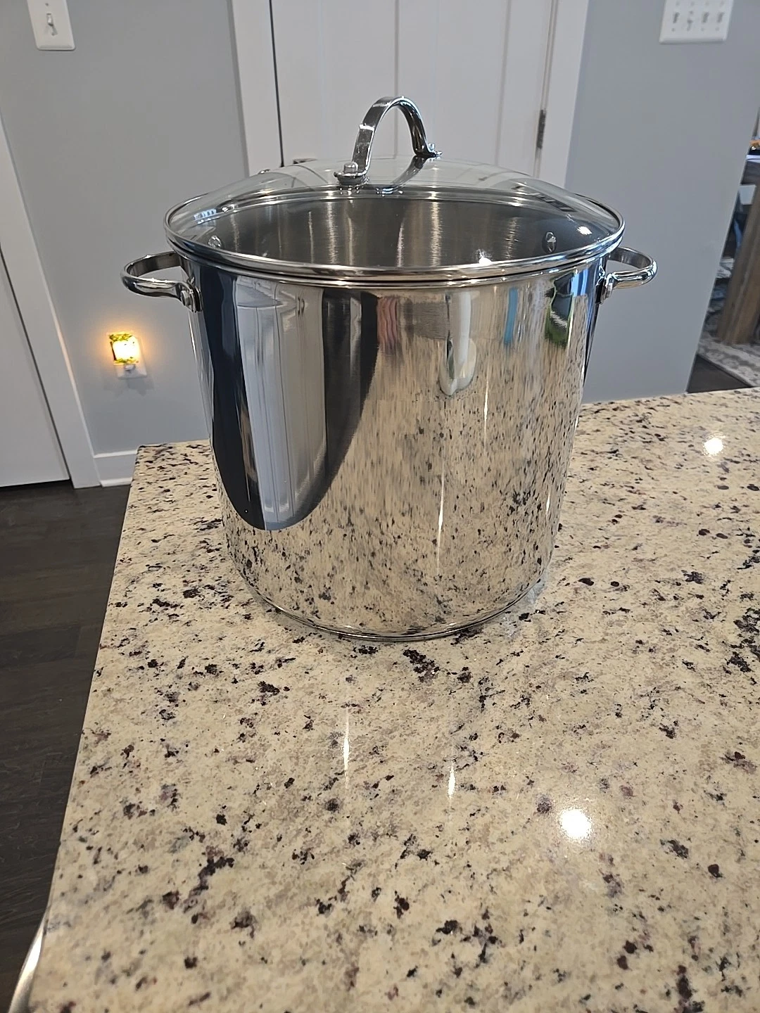 12qt Endurance Pot. 18/8 Stainless Steel. 11.4L Gas Electric Induction With Lid.
Opens in a new wind