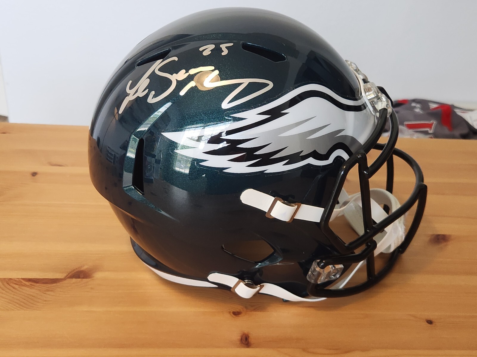 LeSean McCoy Autographed Signed Philadelphia Eagles Speed Replica Helmet Beckett BAS 