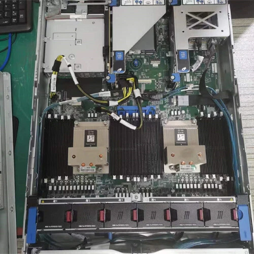 HPE/HP DL385 Gen10 Plus Server 12X3.5" 2X1600W P816i-a/2X7702 64Core/8X32G 3200 - Image 2 of 4