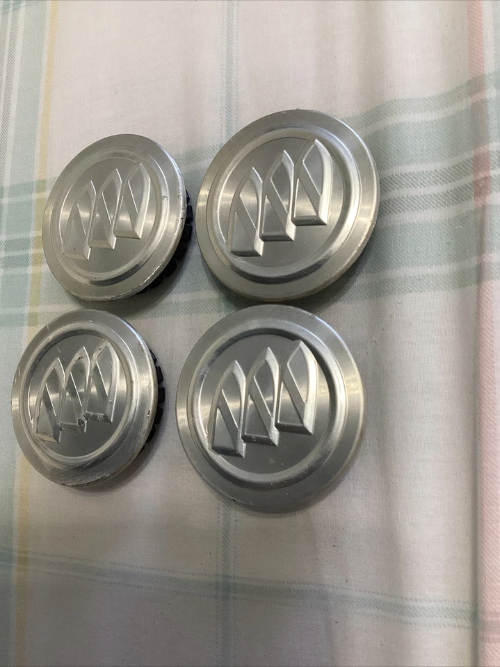 Buick LaCrosse Regal Allure Verano Wheel Center Cap Hub Cover Hubcap OE 9593169 - Image 3 of 4