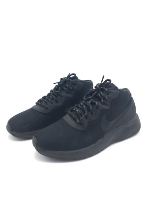 NIKE TANJUN CHUKKA Botas Deportivas Negras Para Hombres T.44 US.10 UK.9