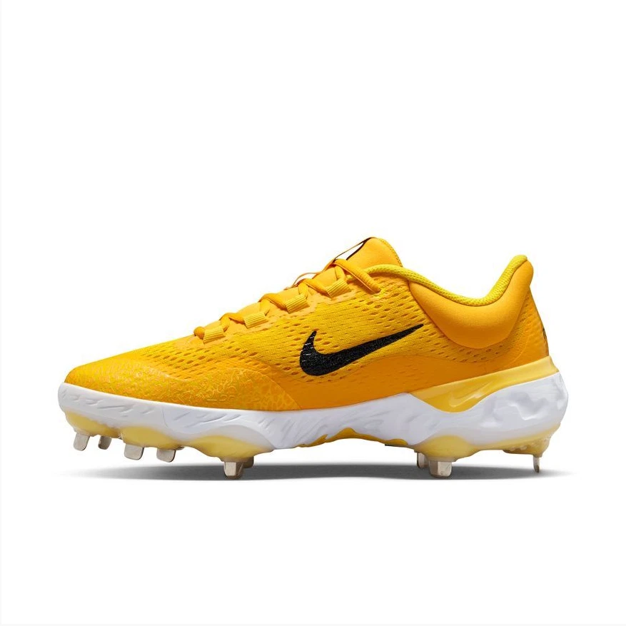 black and gold nike baseball cleats