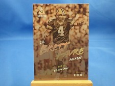 Brett Favre Luminance 2018 Vintage Performers #11