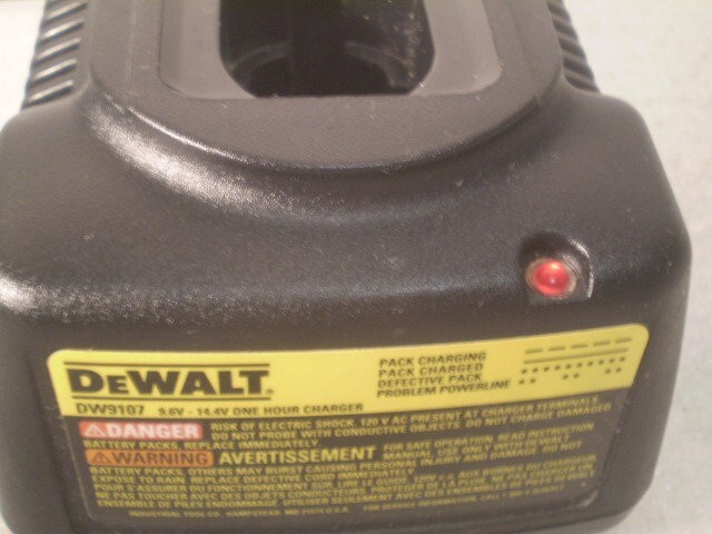 DEWALT DW9107 9.6V-14.4V One 1-Hour NiCd Battery Charger Black