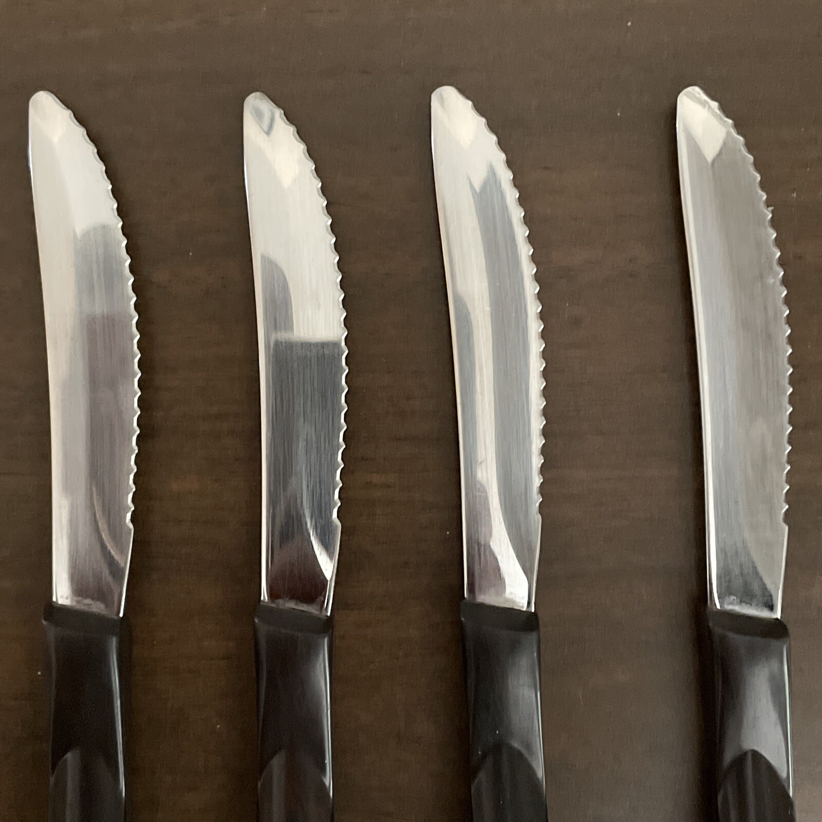 Lot of 4 Cutco 1759 KI Table Steak Knives Serrated Brown Handles ASIS